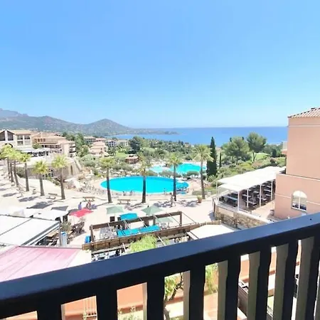 Appart Climatise 4 Prsn / Vue Piscine & Vue Mer Cap Esterel Saint-Raphael  Exterior photo