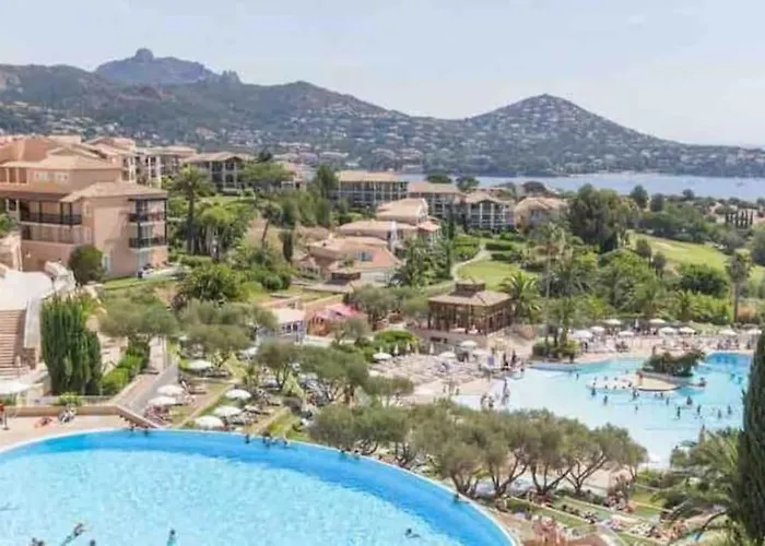 Appart Climatise 4 Prsn / Vue Piscine & Vue Mer Cap Esterel